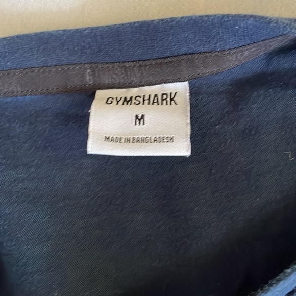 Gymshark T shirt- navy - medium - Picture 3 of 3
